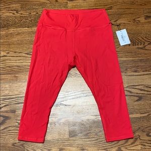 Zyia Ascend Hi-Rise Capri 20"